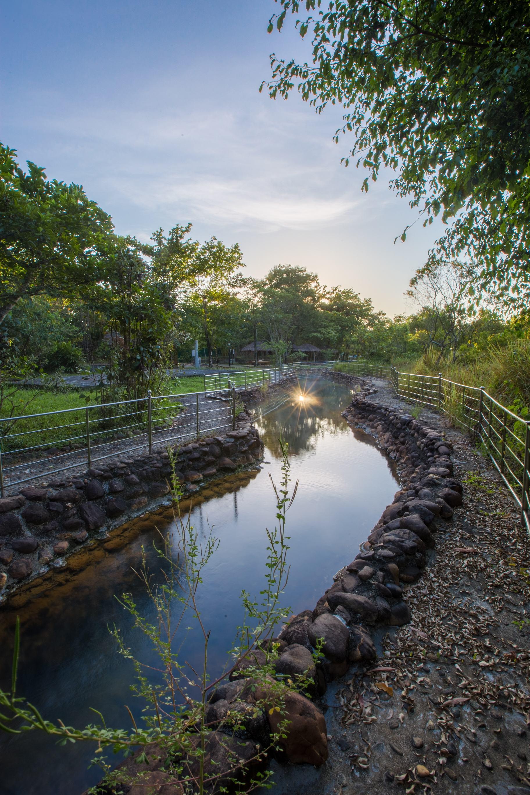 Thanh Tan Hot Springs By Fusion Хюэ Экстерьер фото