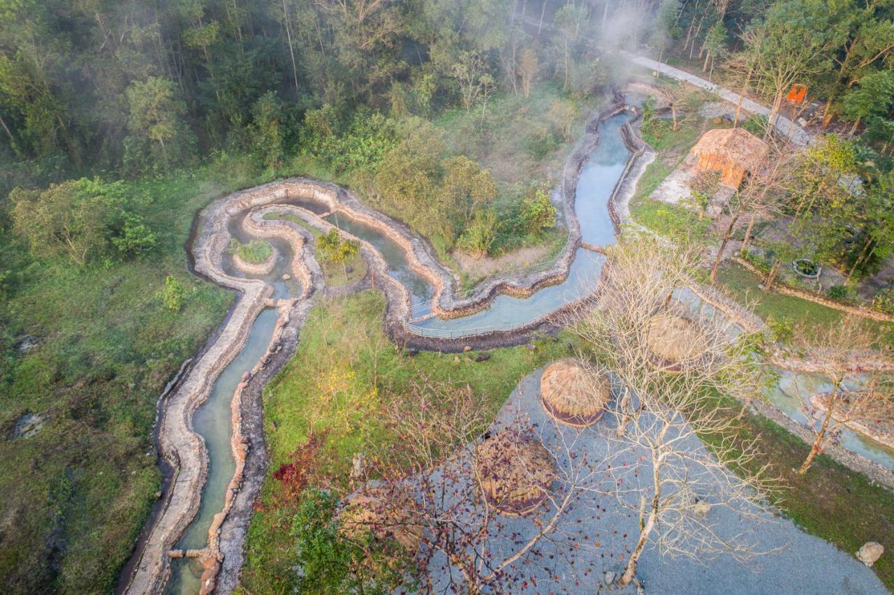 Thanh Tan Hot Springs By Fusion Хюэ Экстерьер фото